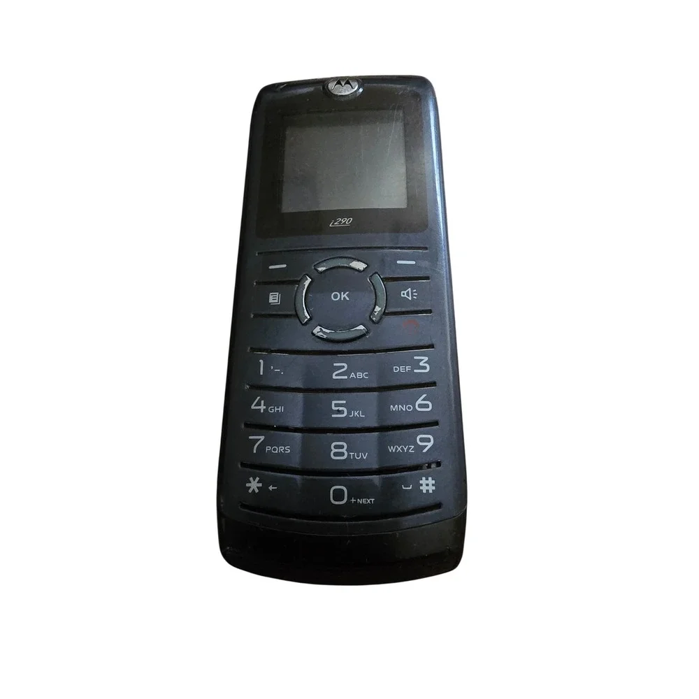 Vintage Y2K Motorola i290 Boost Mobile Cell Phone Collector Prop Non-Working
